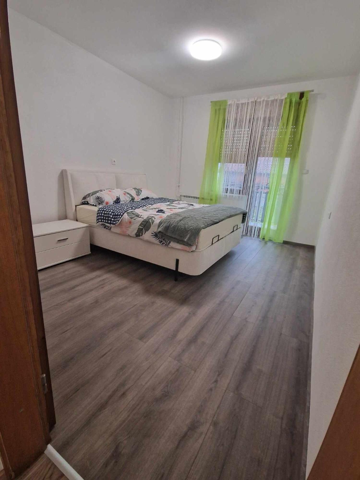Apartma-Sobe Lejla Vipava Exteriér fotografie