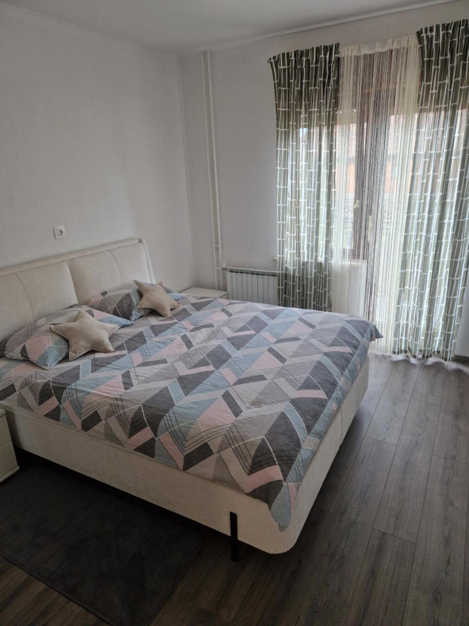 Apartma-Sobe Lejla Vipava Exteriér fotografie